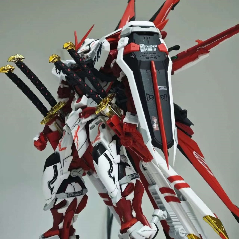 Model Kit Shooting Star Dragon - Astray Red Frame Model-58 1/144 SEED