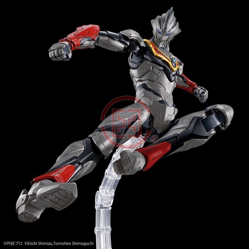 Bandai Original Genuine Ultram - Model Kit Ultraman Tiga recensione e prezzo