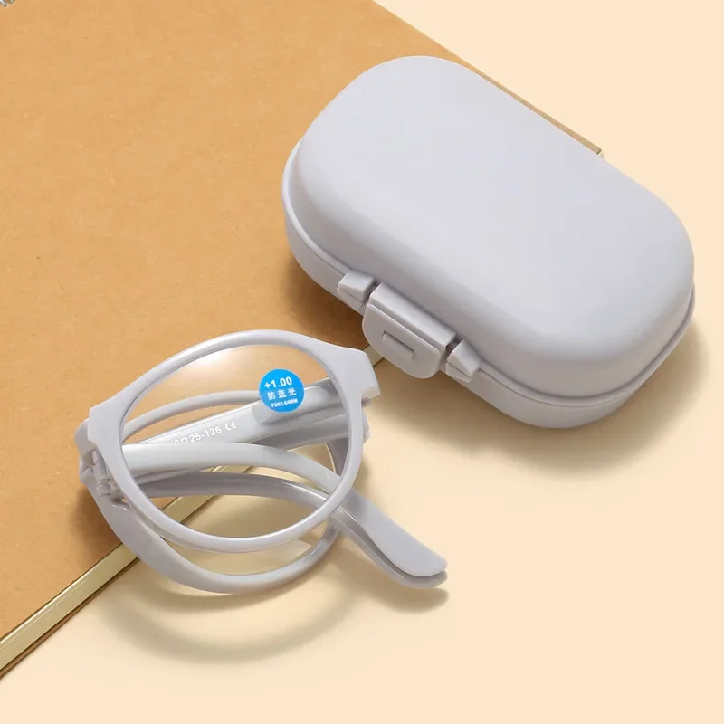 Folding Reading Glasses with C - Magnifier With Light recensione e prezzo