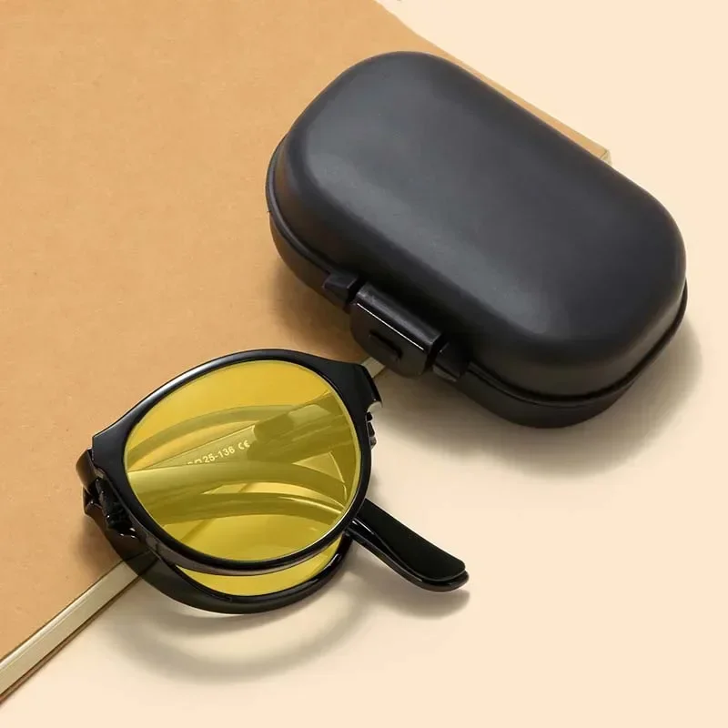 Folding Reading Glasses with C - Magnifier With Light recensione e prezzo