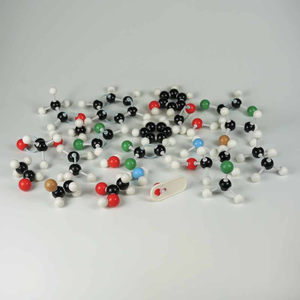 High Level Chemistry Molecular - Model Kit Levels recensione e prezzo