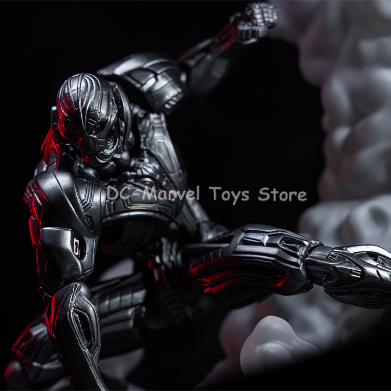 New Version In Stock AC Factor - Model Kit Ultron recensione e prezzo