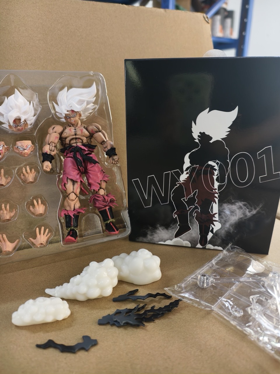 Wy Toy Dragon Ball Z SHF Legen - Model Kit Vegeta recensione e prezzo
