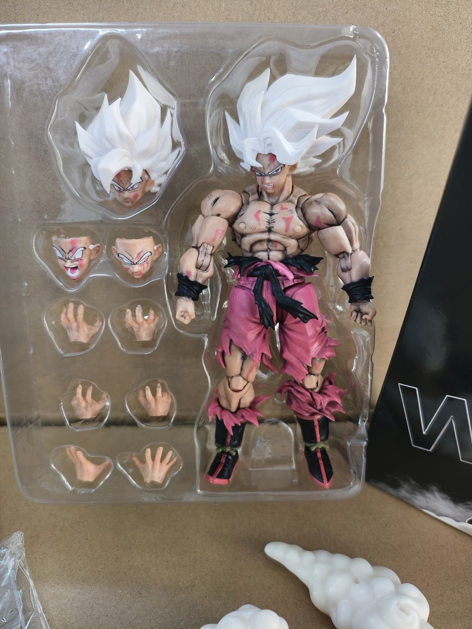 Wy Toy Dragon Ball Z SHF Legen - Model Kit Vegeta recensione e prezzo
