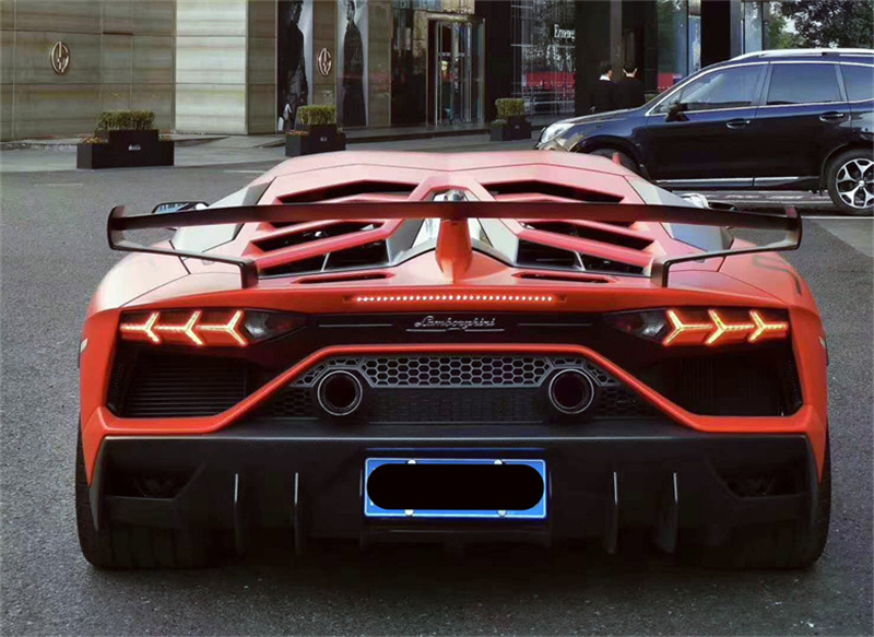 New Half Carbon Fiber Rear Bum - Model Kit Lamborghini recensione e prezzo